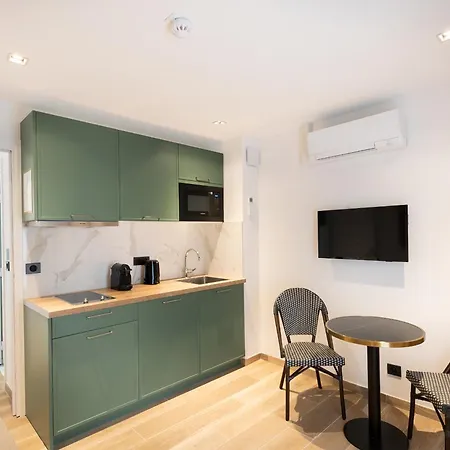 Otel Les Tour Eiffel Paris