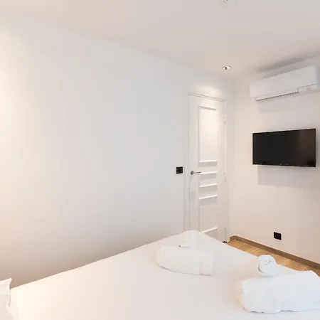 Otel Les Tour Eiffel Paris